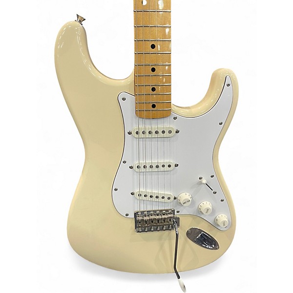 Used Fender ST68 68 reissue made in Japan Olympic White Solid Body Electric Guitar