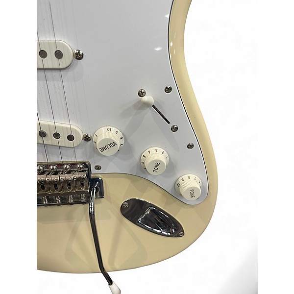 Used Fender ST68 68 reissue made in Japan Olympic White Solid Body Electric Guitar