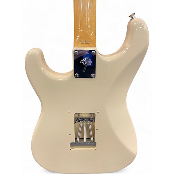 Used Fender ST68 68 reissue made in Japan Olympic White Solid Body Electric Guitar