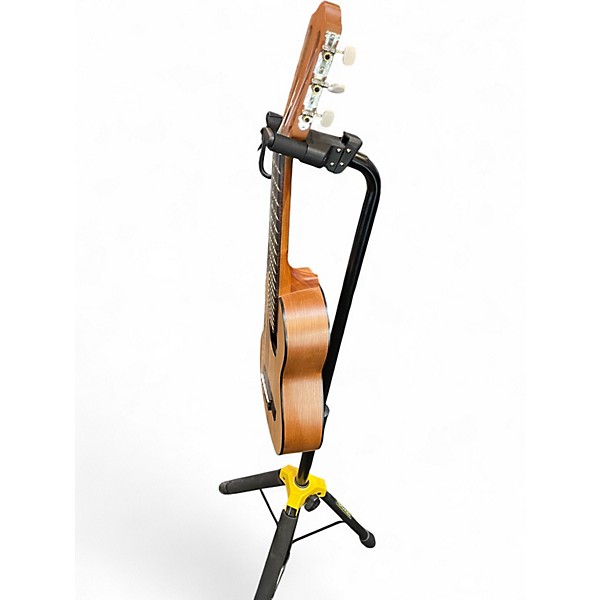 Used Yamaha GL1 Guitalele Natural Ukulele