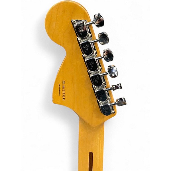 Used Fender Classic Series '70s Stratocaster Natural Solid Body Electric Guitar