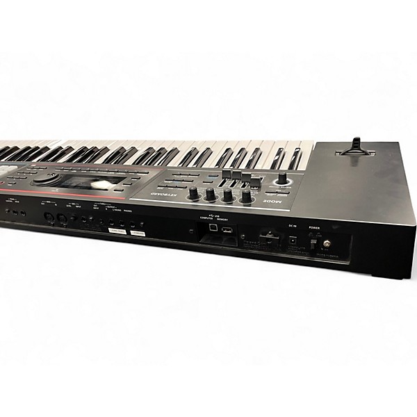 Used Roland JUNO DS61 Synthesizer