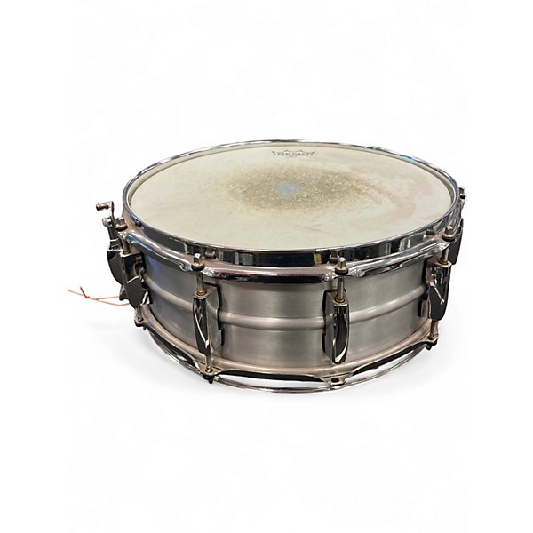 Used Pearl 14in CUSTOM ALLOY SNARE Silver Drum