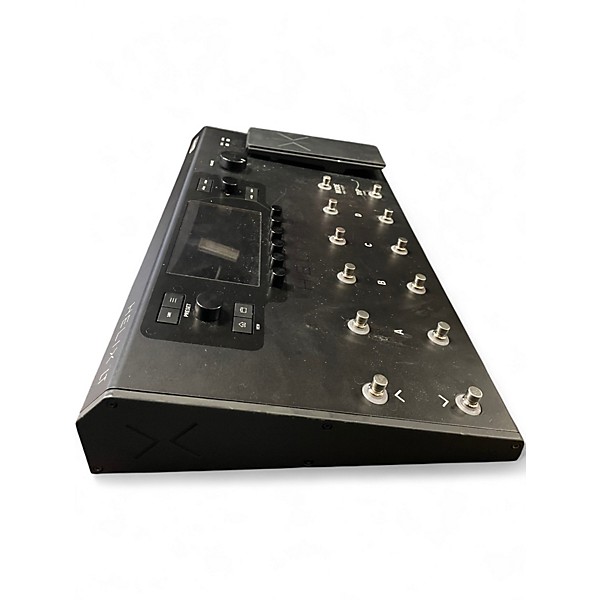Used Line 6 Helix LT Effect Processor
