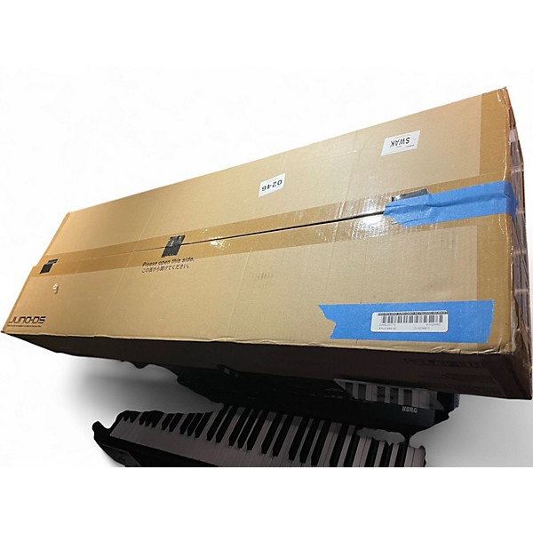 Used Roland juno ds61 Keyboard Workstation