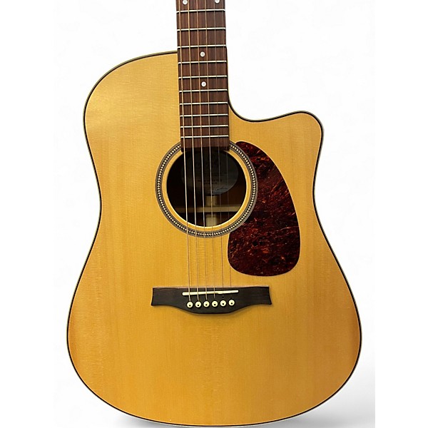 Used Seagull Maritime Cutaway Natural Acoustic Electric Guitar