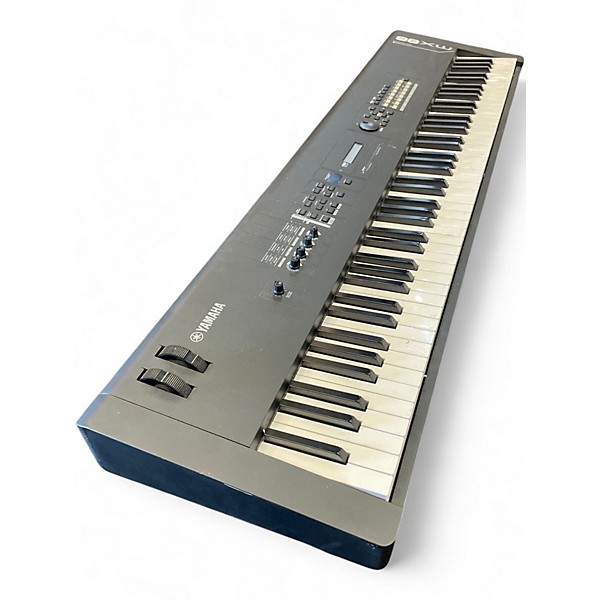 Used Yamaha MX88BK Synthesizer