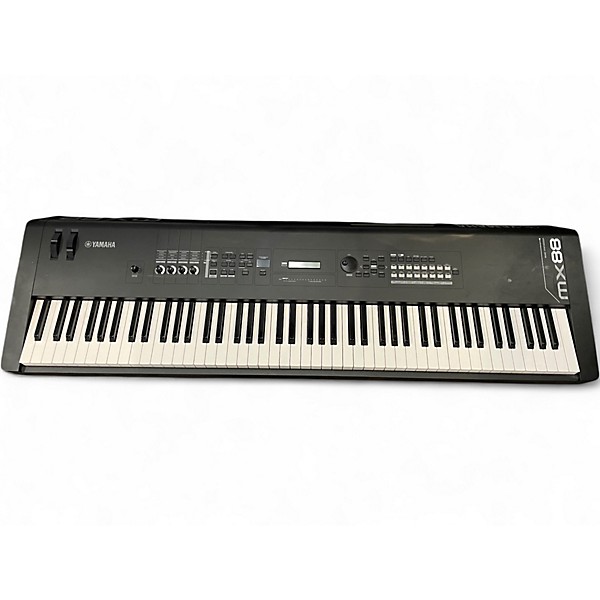 Used Yamaha MX88 Synthesizer