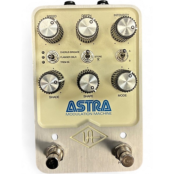 Used 2020s Universal Audio Astra Modulation Machine Effect Pedal
