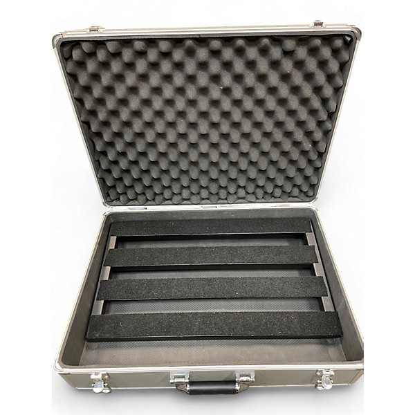 Used Pedaltrain 1 W/ROADCASE Pedal Board