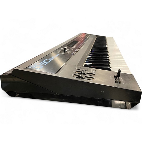 Used Roland d50 Synthesizer