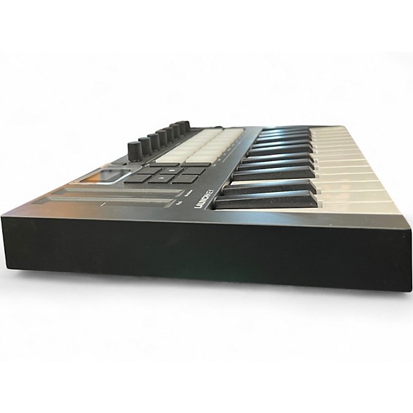 Used Novation Launchkey 25 Key MIDI Controller