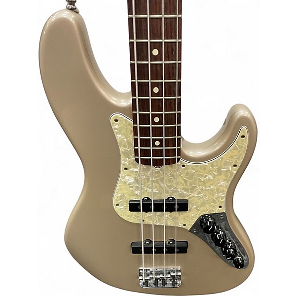 Vintage 1997 Fender Jazz Bass Deluxe Shoreline Gold Electric Bass Guitar