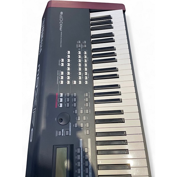 Used Yamaha MOXF8 88 Key Keyboard Workstation