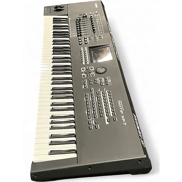 Used Yamaha Motif XF7 76 Key Keyboard Workstation