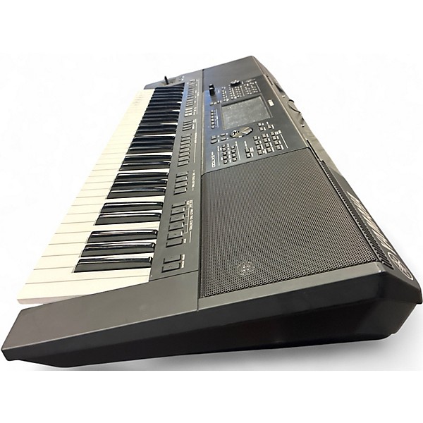 Used Yamaha PSRSX700