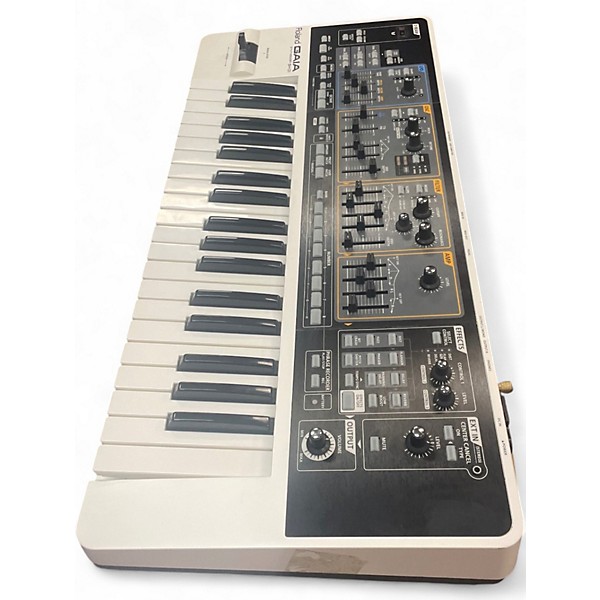 Used Roland Gaia SH01 37 Key MIDI Controller