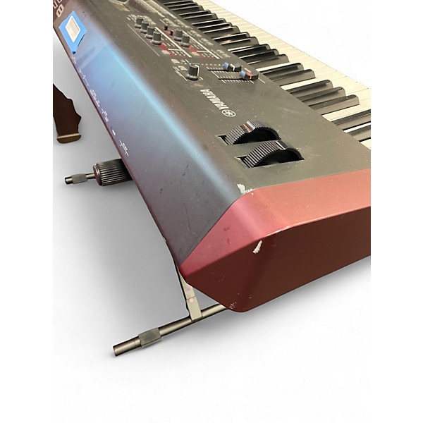 Used Yamaha MOXF8 88 Key Keyboard Workstation