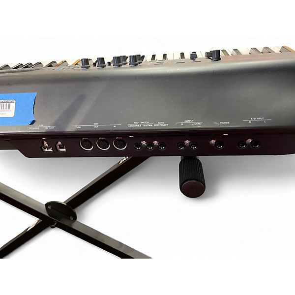 Used Yamaha MOXF8 88 Key Keyboard Workstation