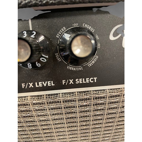 Used Fender Vibro Champ XD 5W 1X8 Guitar Combo Amp