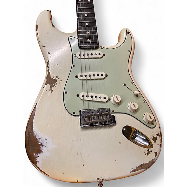 Used Fender Custom Shop GT11 Sweetwater Dealer Select Stratocaster Olympic White Solid Body Electric Guitar