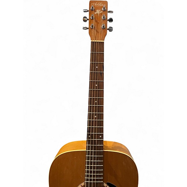 Used Art & Lutherie Cedar Natural Acoustic Guitar