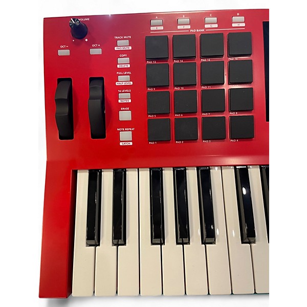 Used Akai Professional MPC KEY 37 Keyboard Workstation