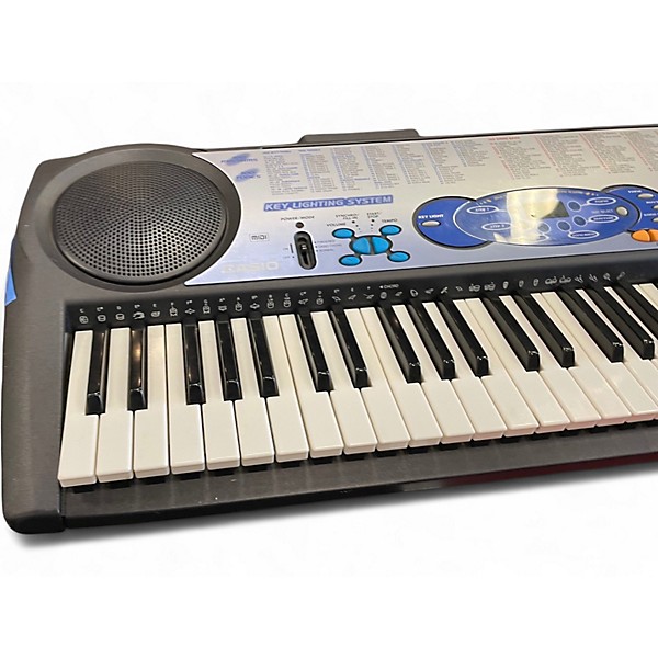 Used Casio LK40 Keyboard Workstation
