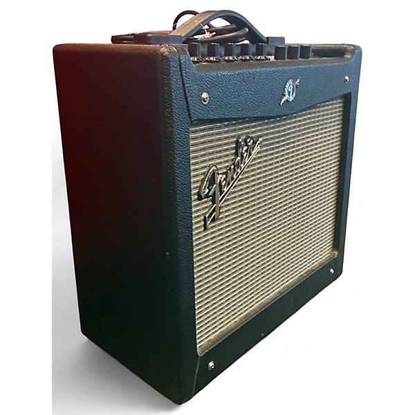 Used Fender Mustang I V2 20W 1X8 Guitar Combo Amp
