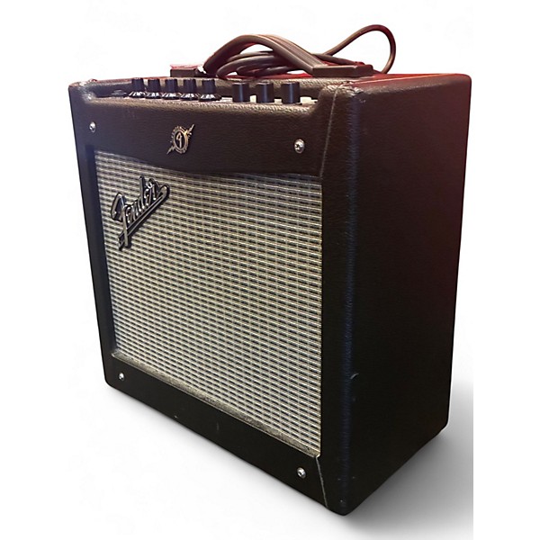 Used Fender Mustang I V2 20W 1X8 Guitar Combo Amp