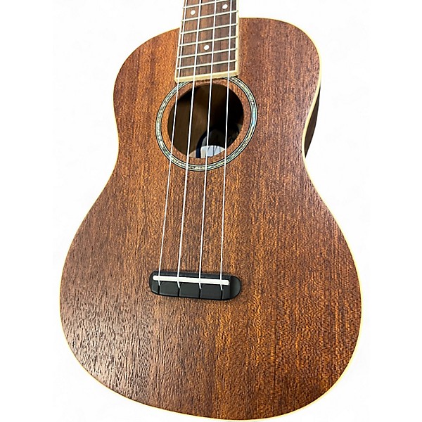 Used Fender ZUMA Antique Natural Ukulele