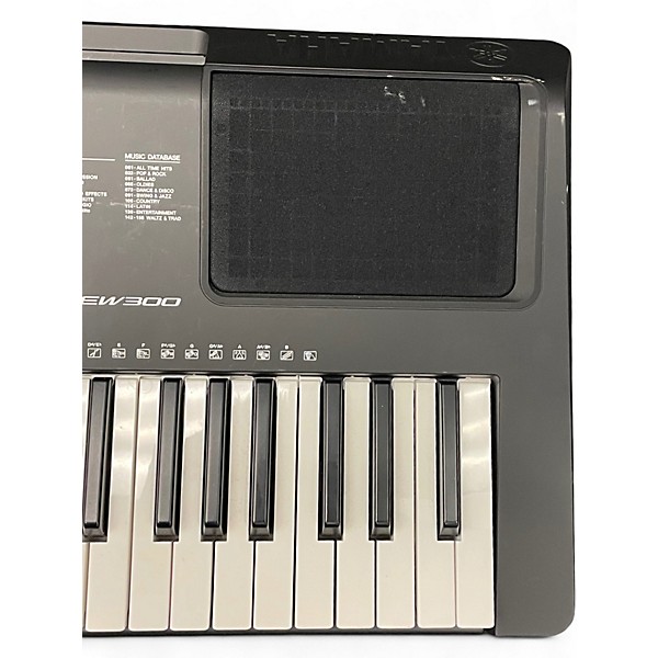 Used Yamaha PSREW300 76 Key Portable Keyboard