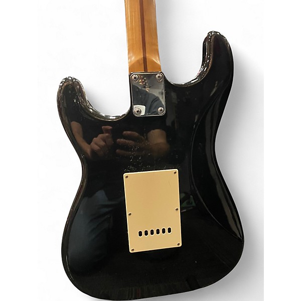 Used Squier Affinity Stratocaster Black Solid Body Electric Guitar