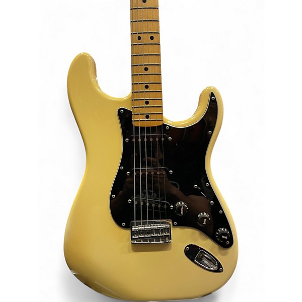Vintage 1979 Fender HARDTAIL STRATOCASTER Olympic White Solid Body Electric Guitar