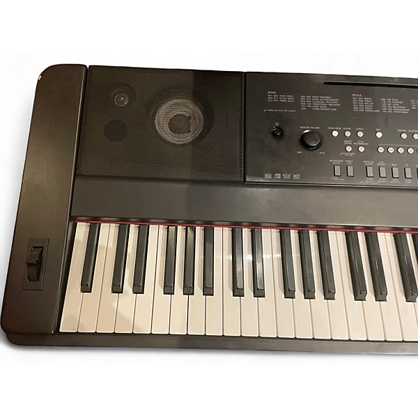 Used Yamaha DGX650 88 Key Portable Keyboard
