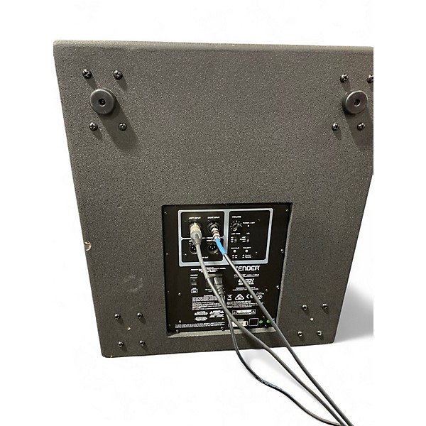 Used Fender fortis 18in sub Powered Speaker