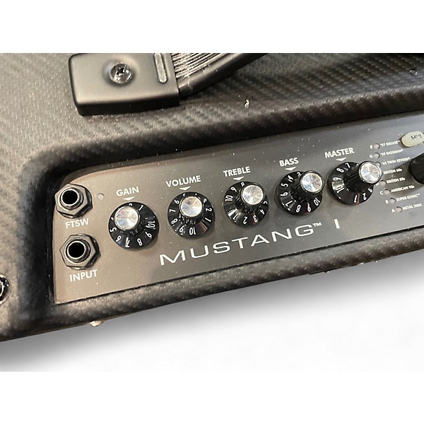 Used Fender MUSTANG I Guitar Combo Amp