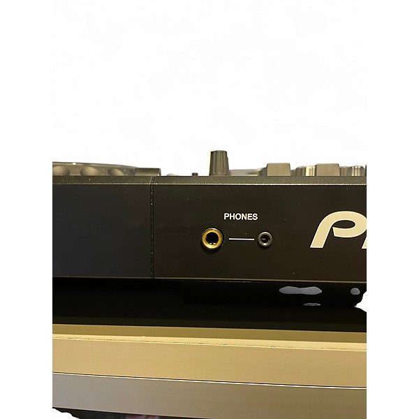 Used Pioneer DJ XDJ-XZ DJ Controller