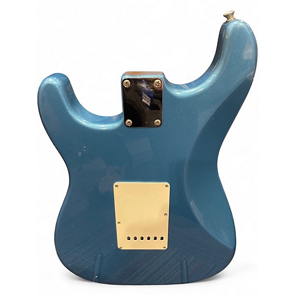 Used 2002 Fender Classic Series '60s Stratocaster Lake Placid Blue Solid Body Electric Guitar