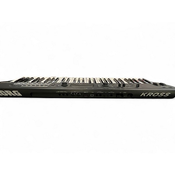 Used KORG KROSS 2 61 Key Keyboard Workstation