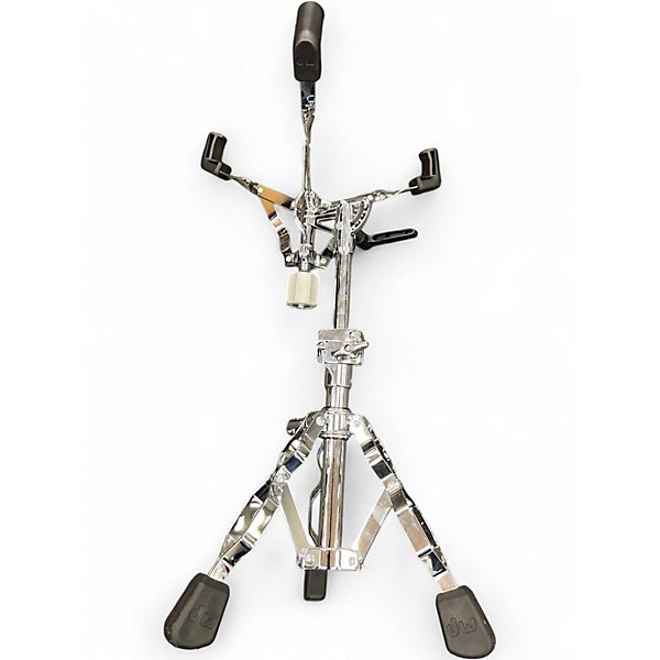 Used DW 3300A Snare Stand