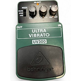 Used Behringer UV300 Ultra Vibrato Effect Pedal
