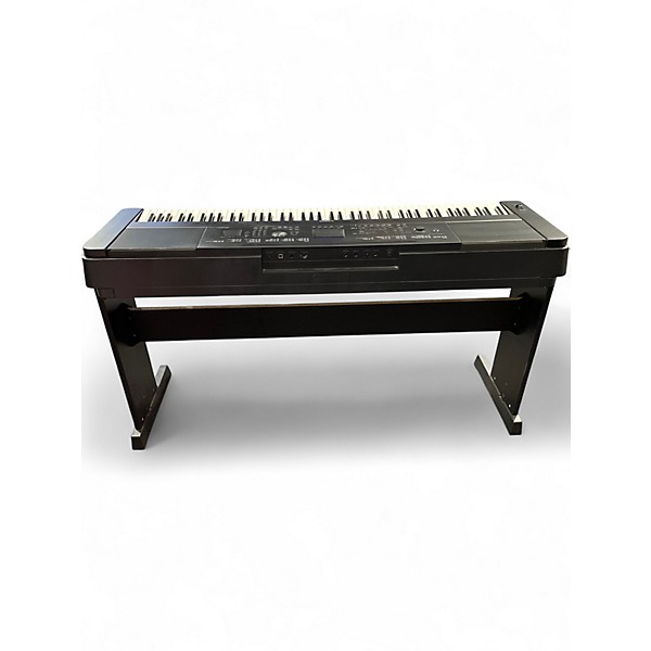 Used Yamaha DGX660 Portable Keyboard