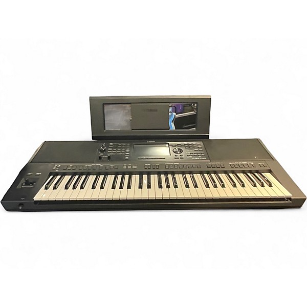 Used Yamaha PSR SX700 Portable Keyboard