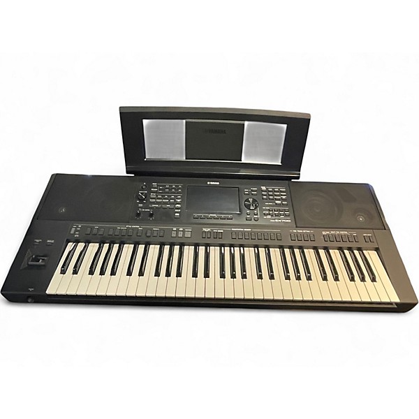 Used Yamaha PSR SX700 Portable Keyboard