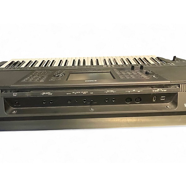 Used Yamaha PSR SX700 Portable Keyboard