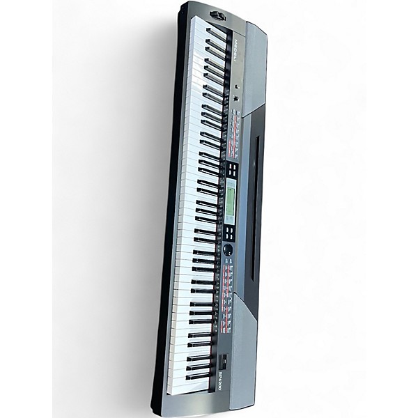 Used Medeli SR4200 Keyboard Workstation