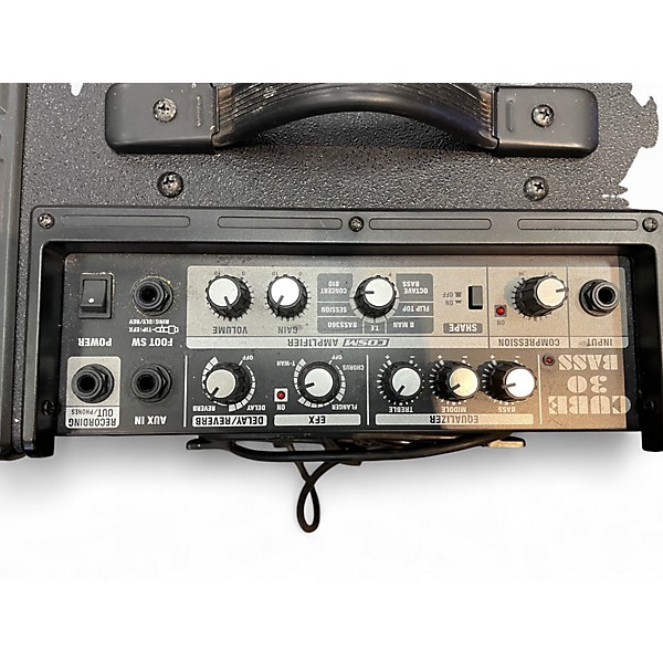 Used Roland CB30 Cube Bass Bass Combo Amp