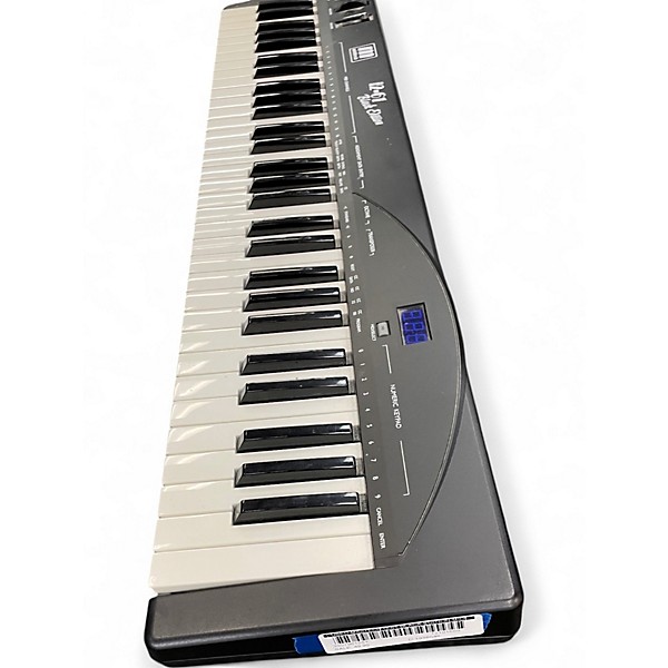Used Miditech I2-61 Black Edition MIDI Controller