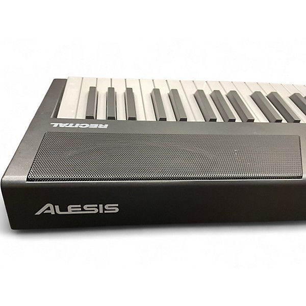 Used Alesis RECITAL Keyboard Workstation